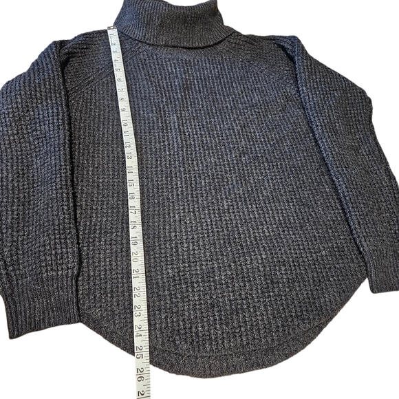 Women's Kühl Kuhl Sienna Turtleneck Pullover Sweater Gray Knit Small - Picture 11 of 16
